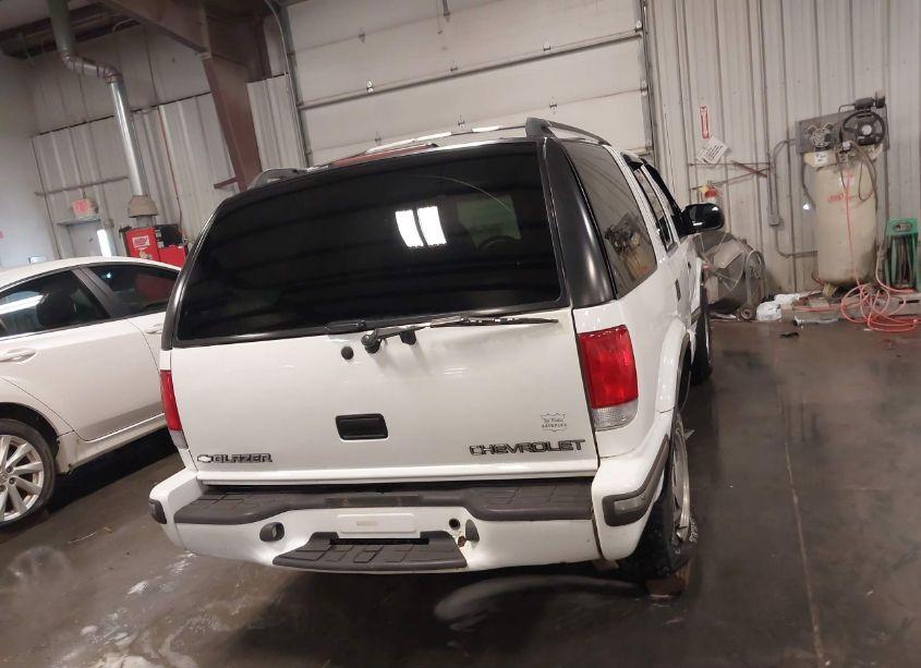 Photo 16 of 1999 Chevrolet Blazer LS (VIN 1GNDT13W7X2177648)