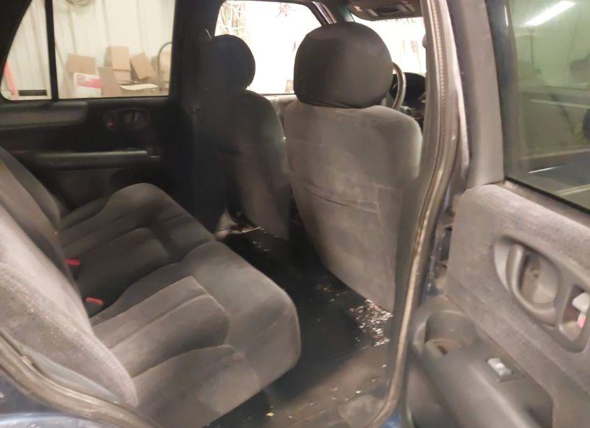 Photo 8 of 2001 Chevrolet Blazer LT (VIN 1GNDT13W812218246)