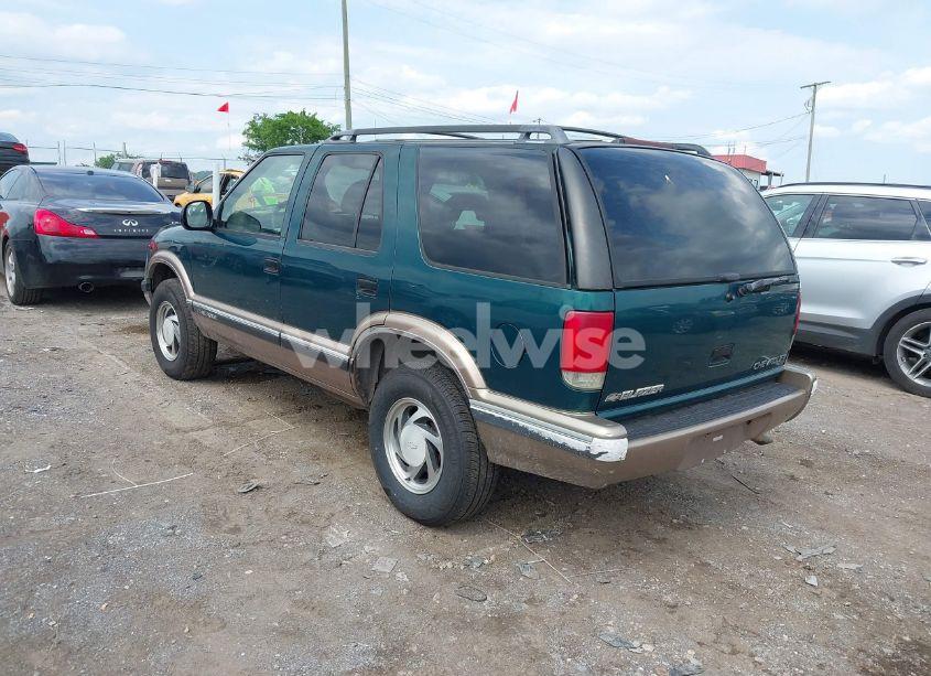Photo 3 of 1997 Chevrolet Blazer LT (VIN 1GNDT13W8V2229785)