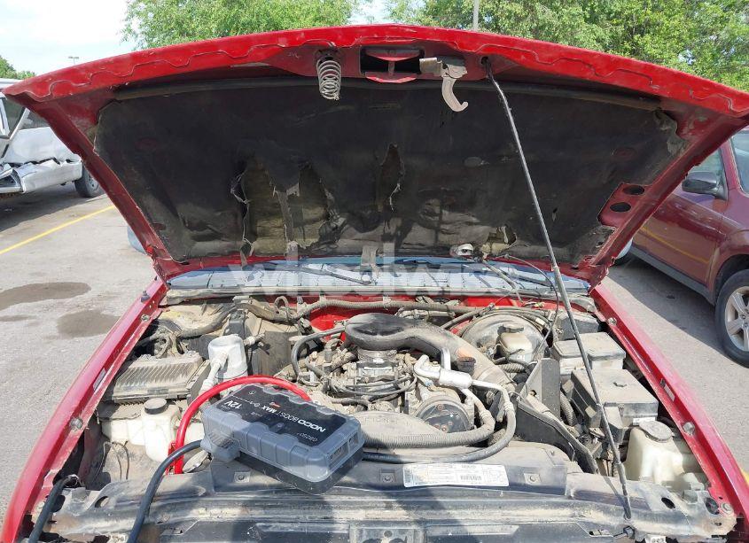 Photo 10 of 1998 Chevrolet Blazer LS (VIN 1GNDT13W8WK114850)