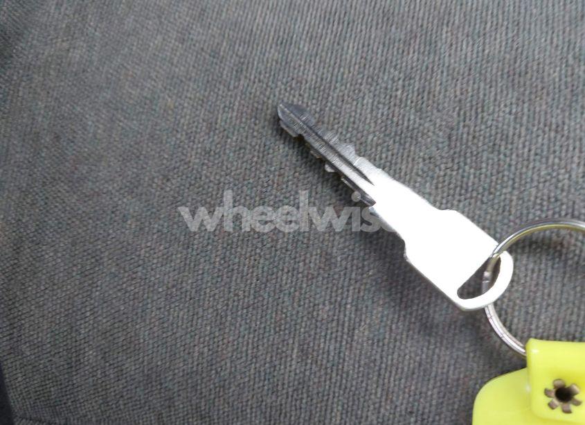 Photo 11 of 1998 Chevrolet Blazer LS (VIN 1GNDT13W8WK114850)