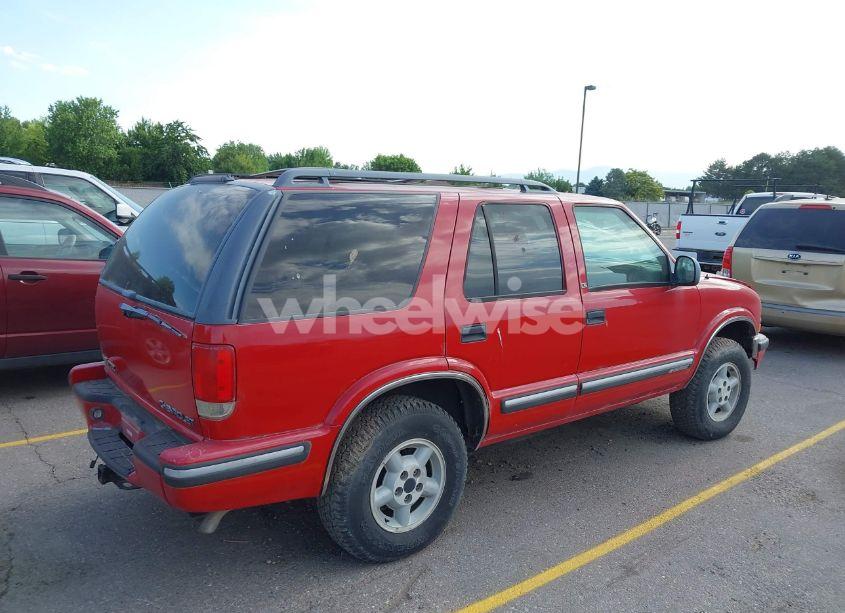 Photo 4 of 1998 Chevrolet Blazer LS (VIN 1GNDT13W8WK114850)