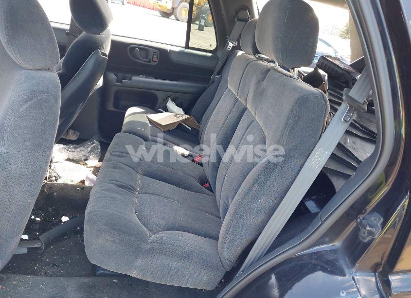 Photo 8 of 2000 Chevrolet Blazer LT (VIN 1GNDT13W8Y2280580)