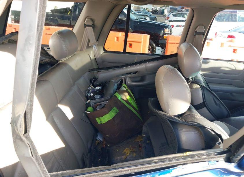 Photo 8 of 2001 Chevrolet Blazer LT (VIN 1GNDT13W912196595)