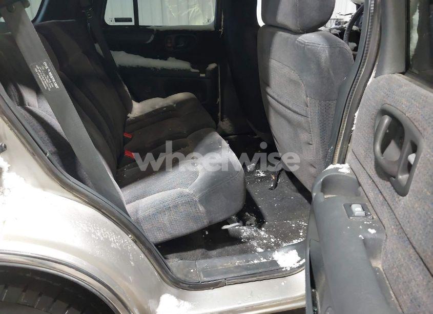 Photo 8 of 2001 Chevrolet Blazer LT (VIN 1GNDT13W912219079)