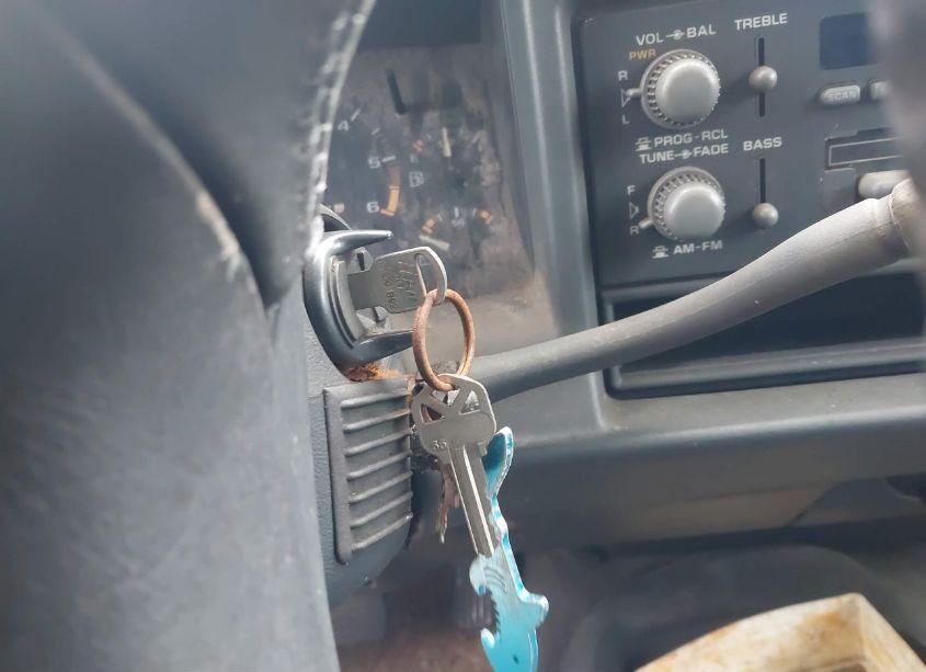 Photo 11 of 1995 Chevrolet Blazer (VIN 1GNDT13W9SK178907)