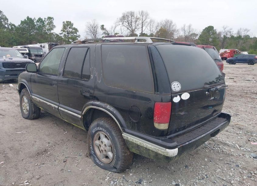 Photo 3 of 1995 Chevrolet Blazer (VIN 1GNDT13W9SK178907)
