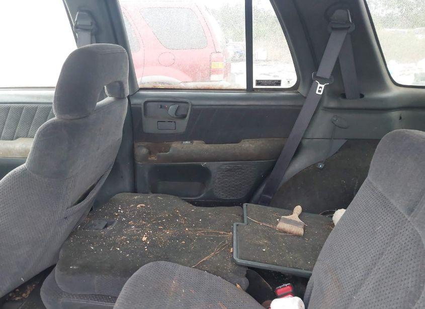 Photo 8 of 1995 Chevrolet Blazer (VIN 1GNDT13W9SK178907)