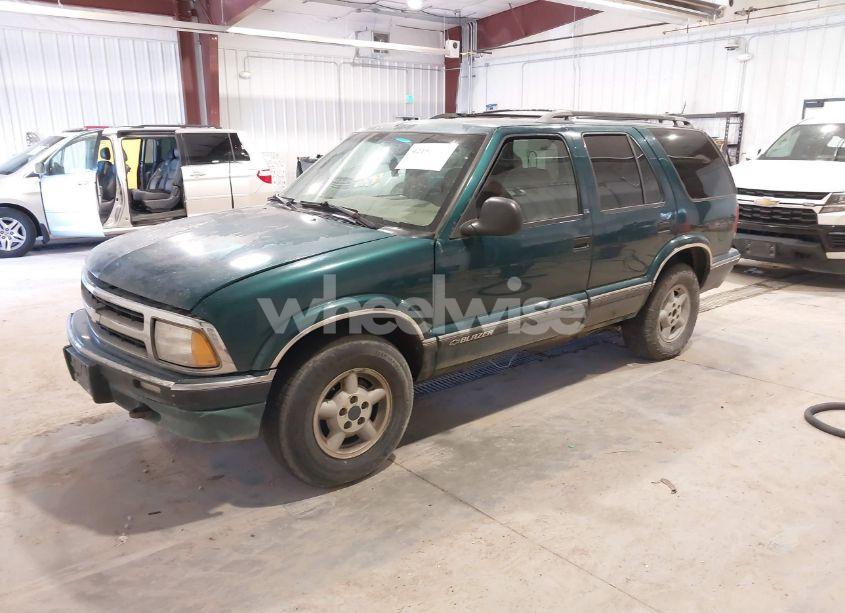 Photo 2 of 1997 Chevrolet Blazer LS (VIN 1GNDT13W9V2208184)
