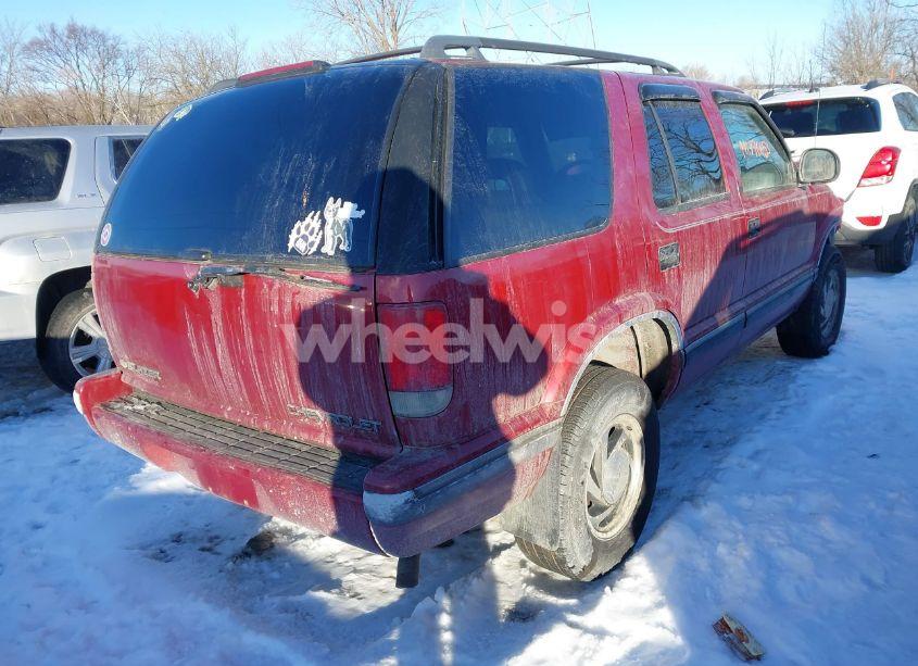 Photo 4 of 1997 Chevrolet Blazer LT (VIN 1GNDT13W9VK101393)