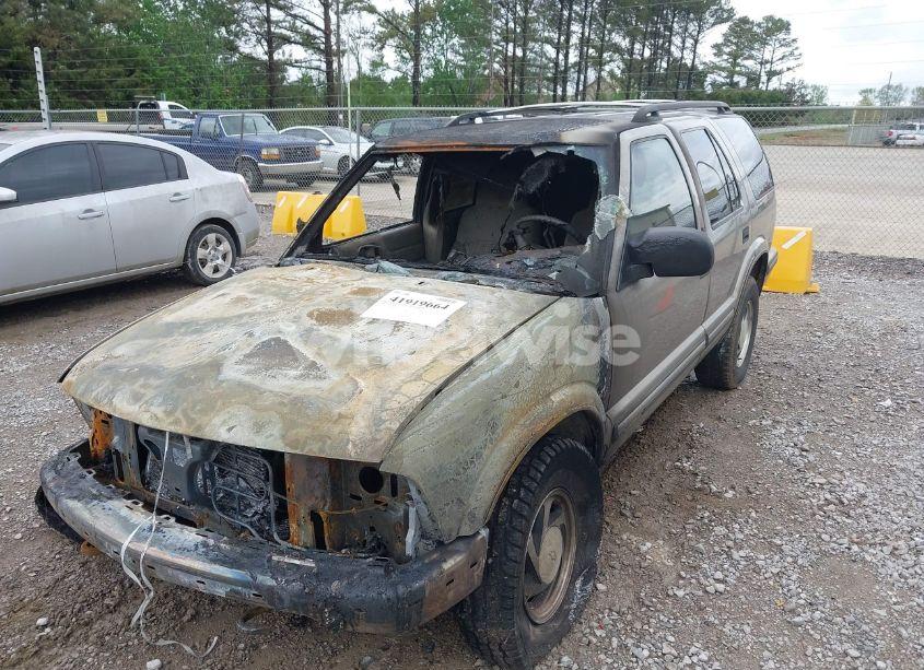 Photo 6 of 1999 Chevrolet Blazer LS (VIN 1GNDT13W9X2240796)