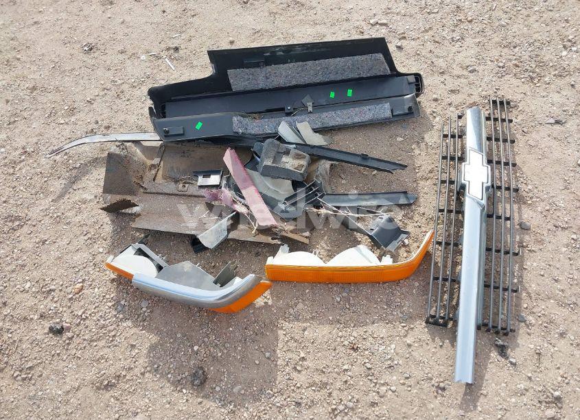 Photo 11 of 1999 Chevrolet Blazer LS (VIN 1GNDT13W9XK138608)