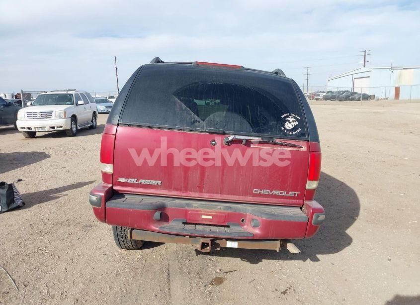 Photo 16 of 1999 Chevrolet Blazer LS (VIN 1GNDT13W9XK138608)