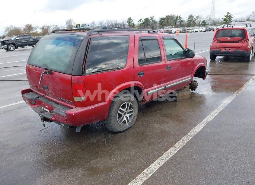Photo 4 of 2000 Chevrolet Blazer LS (VIN 1GNDT13W9Y2133636)