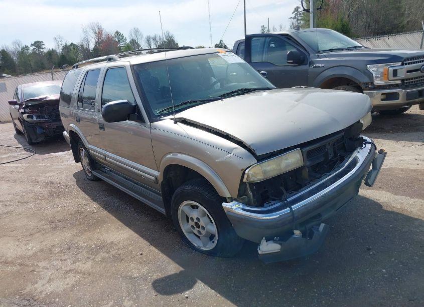 2000 Chevrolet Blazer LS (VIN 1GNDT13W9Y2153854) main photo