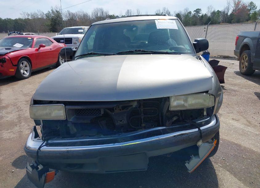 Photo 12 of 2000 Chevrolet Blazer LS (VIN 1GNDT13W9Y2153854)