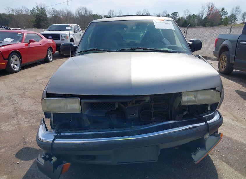 Photo 6 of 2000 Chevrolet Blazer LS (VIN 1GNDT13W9Y2153854)