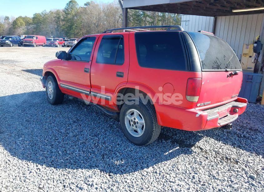 Photo 3 of 2000 Chevrolet Blazer LS (VIN 1GNDT13W9Y2253081)