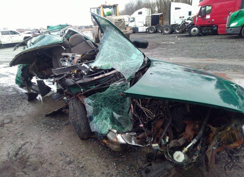 2000 Chevrolet Blazer LT (VIN 1GNDT13W9Y2274948) main photo