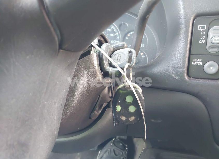 Photo 11 of 2000 Chevrolet Blazer LS (VIN 1GNDT13W9YK230447)