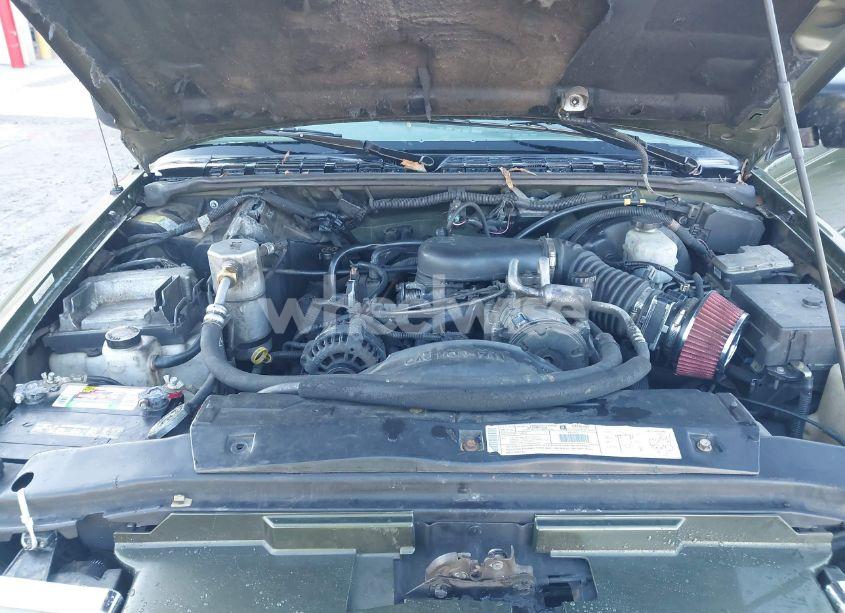 Photo 10 of 2001 Chevrolet Blazer LT (VIN 1GNDT13WX1K209807)