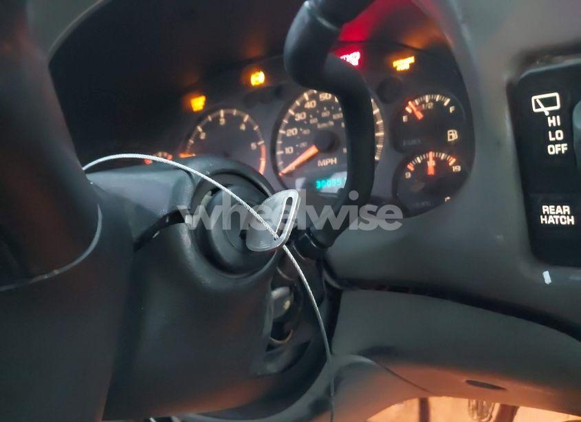 Photo 11 of 2001 Chevrolet Blazer LT (VIN 1GNDT13WX1K209807)