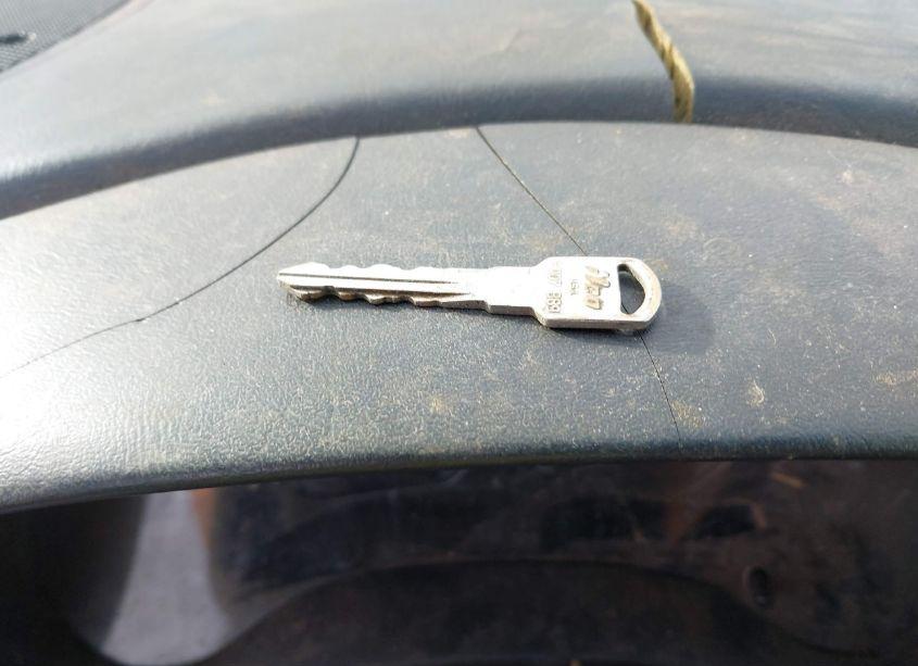 Photo 11 of 1998 Chevrolet Blazer LS (VIN 1GNDT13WXWK172328)