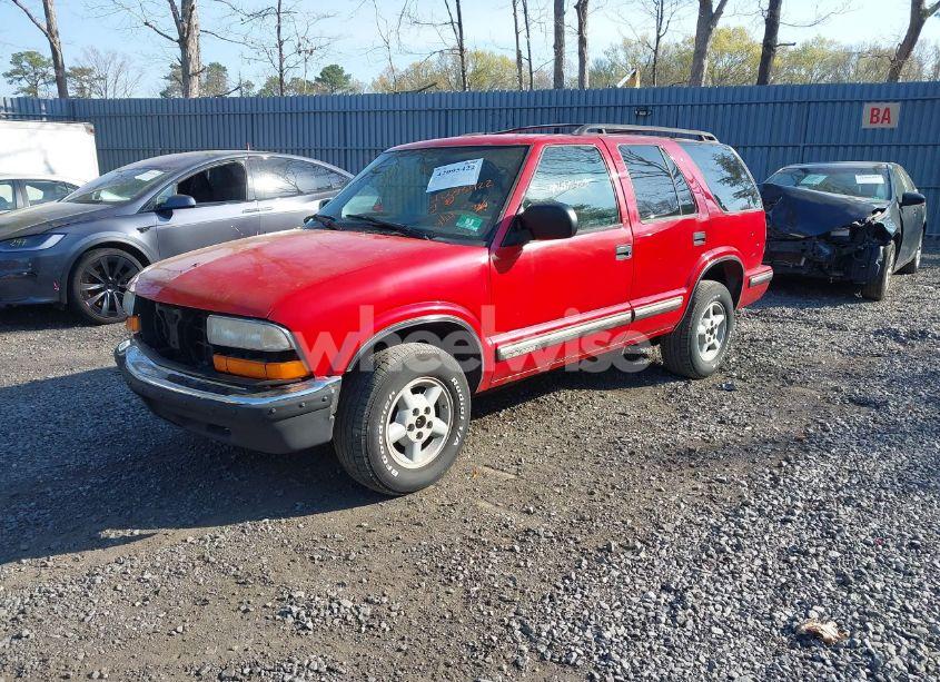 Photo 2 of 1999 Chevrolet Blazer LS (VIN 1GNDT13WXX2177269)