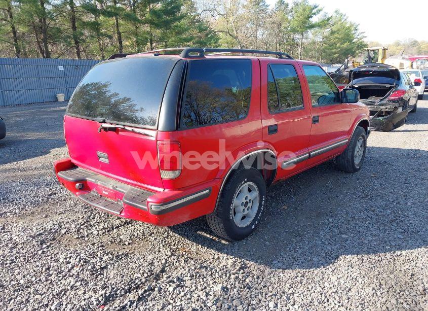 Photo 4 of 1999 Chevrolet Blazer LS (VIN 1GNDT13WXX2177269)