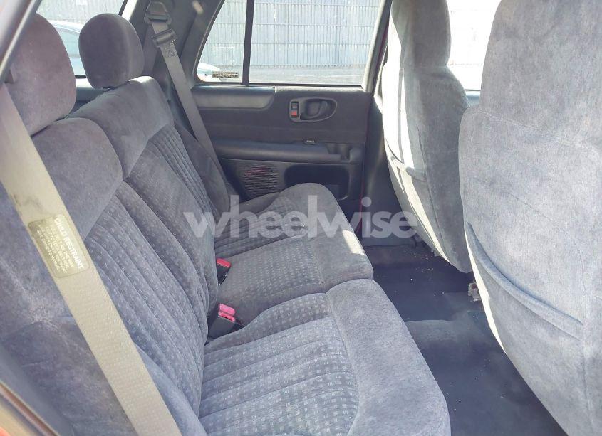 Photo 8 of 1999 Chevrolet Blazer LS (VIN 1GNDT13WXX2177269)