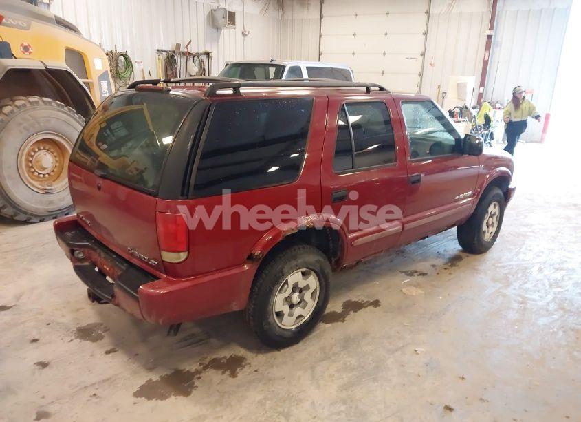Photo 4 of 2003 Chevrolet Blazer LS (VIN 1GNDT13X03K175789)