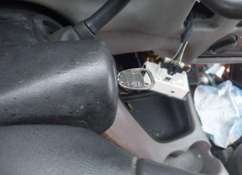 Photo 11 of 2004 Chevrolet Blazer LS (VIN 1GNDT13X04K166804)