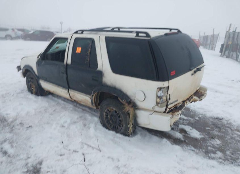 Photo 3 of 2004 Chevrolet Blazer LS (VIN 1GNDT13X04K166804)