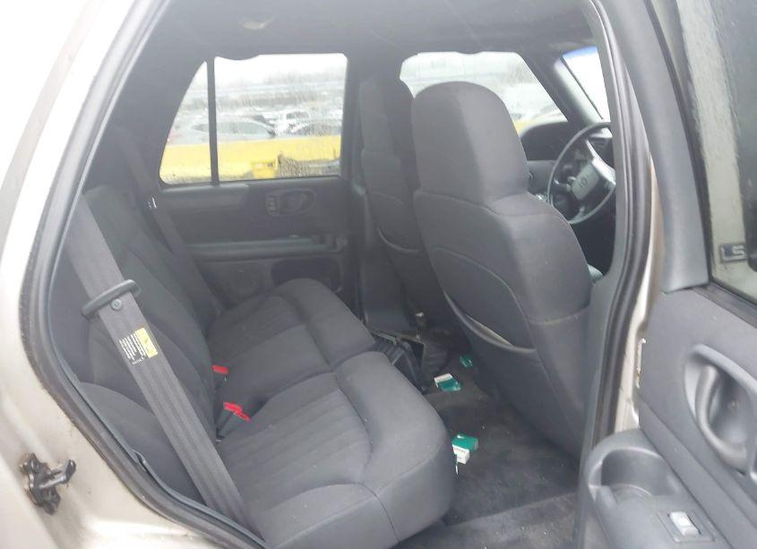 Photo 8 of 2003 Chevrolet Blazer LS (VIN 1GNDT13X13K166664)