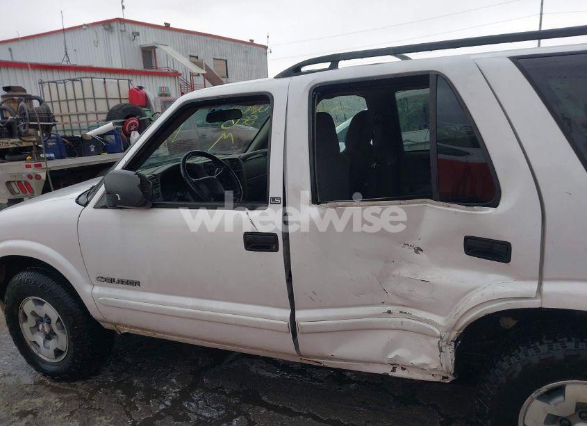 Photo 14 of 2003 Chevrolet Blazer LS (VIN 1GNDT13X33K129132)