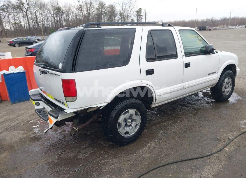 Photo 4 of 2003 Chevrolet Blazer LS (VIN 1GNDT13X33K129132)