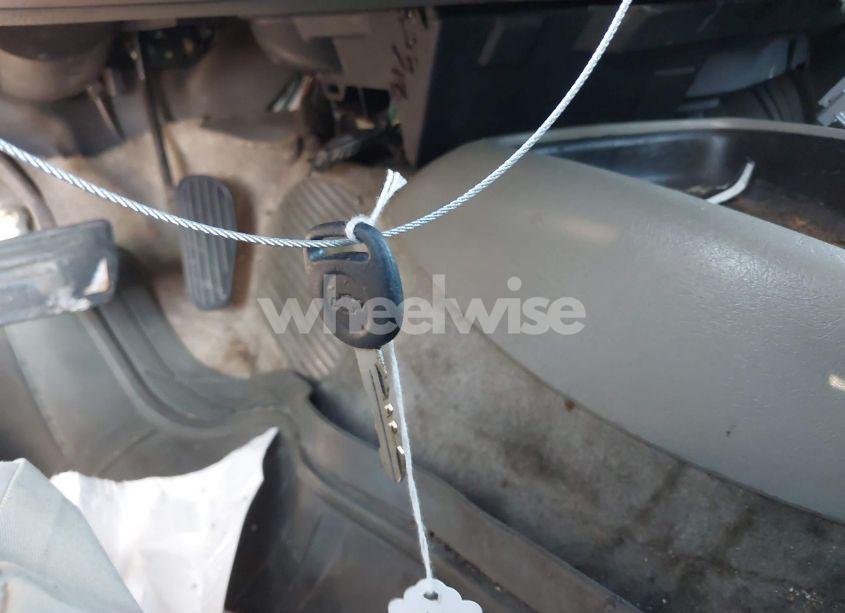 Photo 11 of 2004 Chevrolet Blazer LS (VIN 1GNDT13X34K133330)