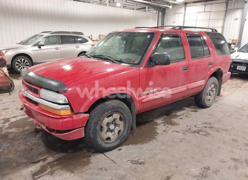 Photo 2 of 2004 Chevrolet Blazer LS (VIN 1GNDT13X34K157353)
