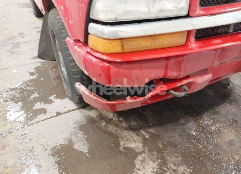 Photo 6 of 2004 Chevrolet Blazer LS (VIN 1GNDT13X34K157353)