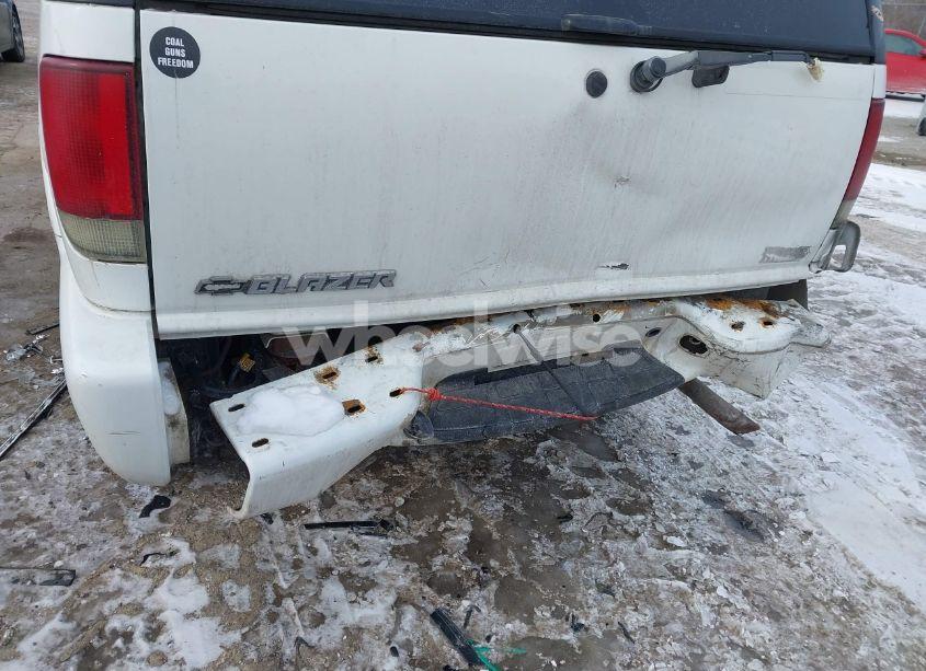 Photo 6 of 2004 Chevrolet Blazer LS (VIN 1GNDT13X34K161869)