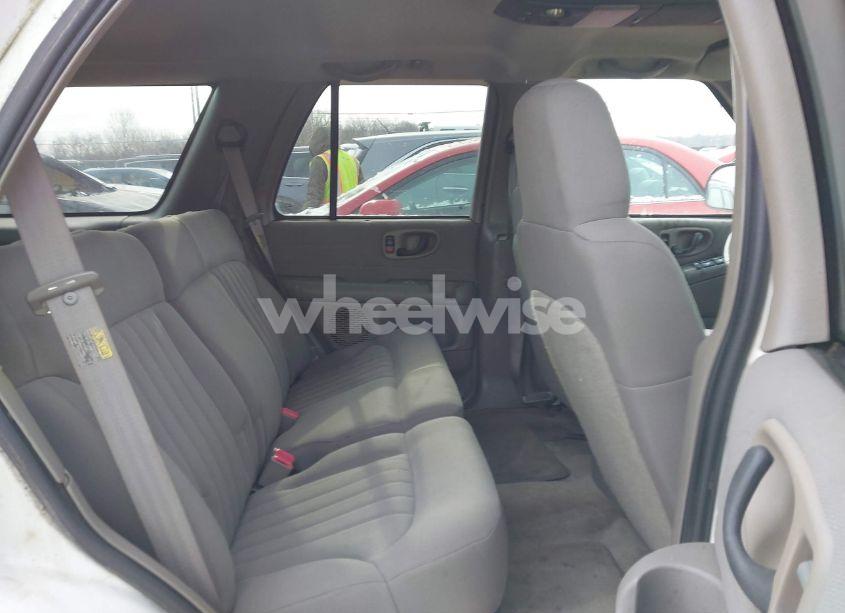 Photo 8 of 2004 Chevrolet Blazer LS (VIN 1GNDT13X34K161869)