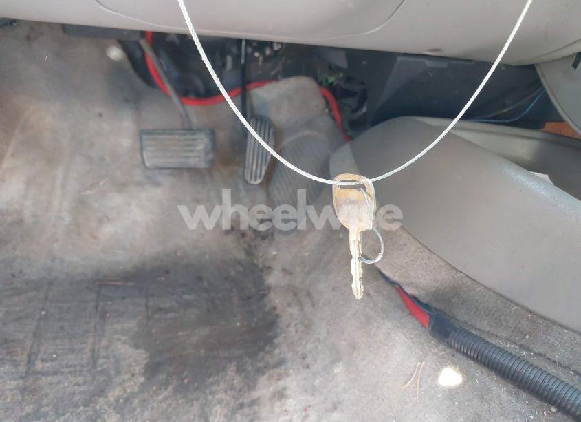 Photo 11 of 2004 Chevrolet Blazer LS (VIN 1GNDT13X44K113359)