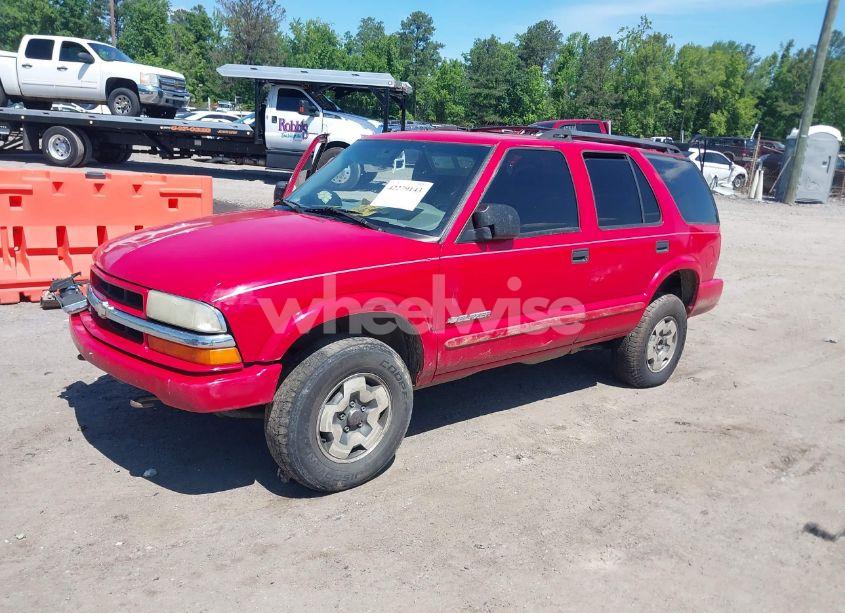 Photo 2 of 2004 Chevrolet Blazer LS (VIN 1GNDT13X44K113359)