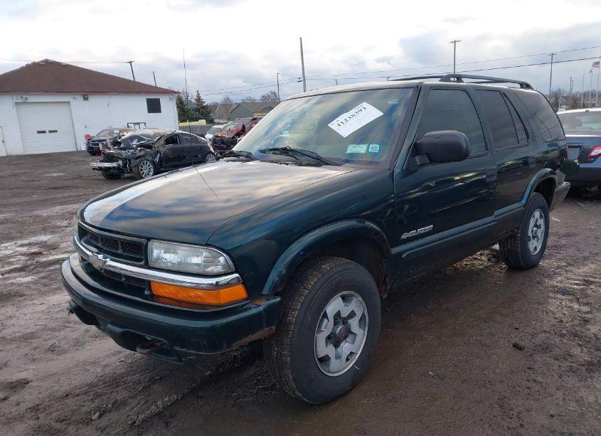 Photo 2 of 2004 Chevrolet Blazer LS (VIN 1GNDT13X44K145597)