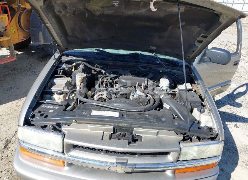 Photo 10 of 2004 Chevrolet Blazer LS (VIN 1GNDT13X54K132020)