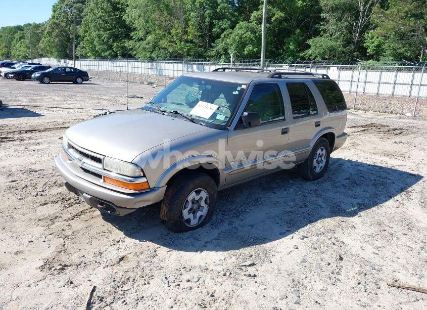 Photo 2 of 2004 Chevrolet Blazer LS (VIN 1GNDT13X54K132020)