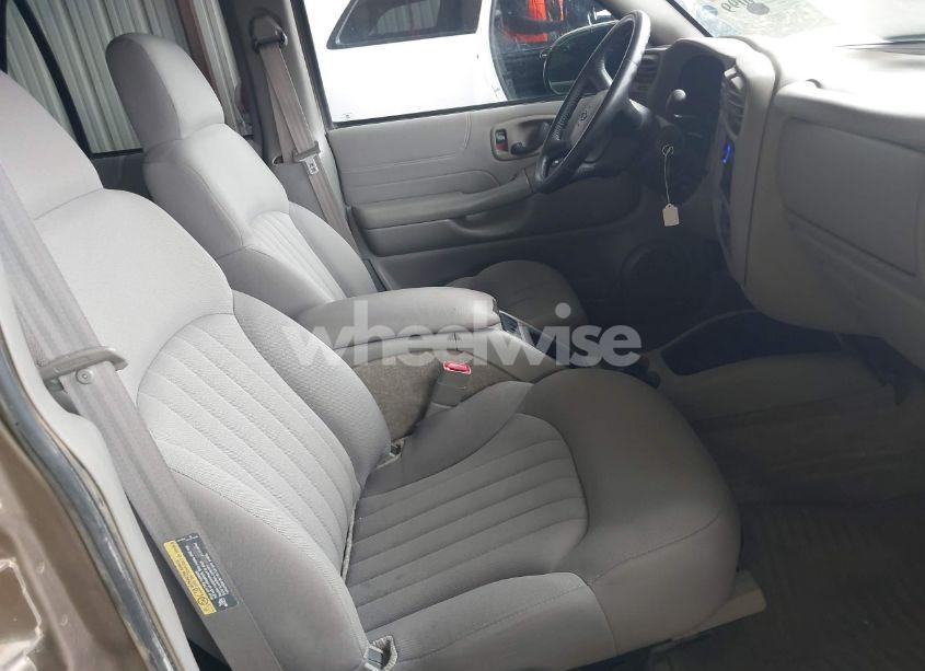 Photo 5 of 2004 Chevrolet Blazer LS (VIN 1GNDT13X54K159900)