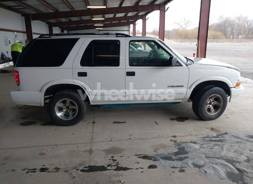 Photo 13 of 2004 Chevrolet Blazer LS (VIN 1GNDT13X64K129093)
