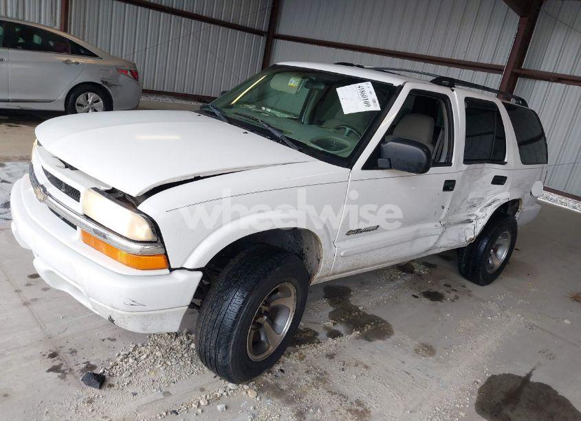 Photo 2 of 2004 Chevrolet Blazer LS (VIN 1GNDT13X64K129093)