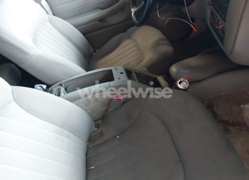 Photo 5 of 2004 Chevrolet Blazer LS (VIN 1GNDT13X64K129093)